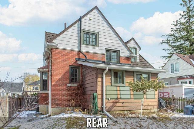 1028 Kipling Ave, House detached with 2 bedrooms, 1 bathrooms and 5 parking in Toronto ON | Image 6
