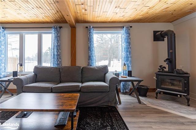 1649 Honey Harbour Road, House detached with 3 bedrooms, 2 bathrooms and 8 parking in Georgian Bay ON | Image 10