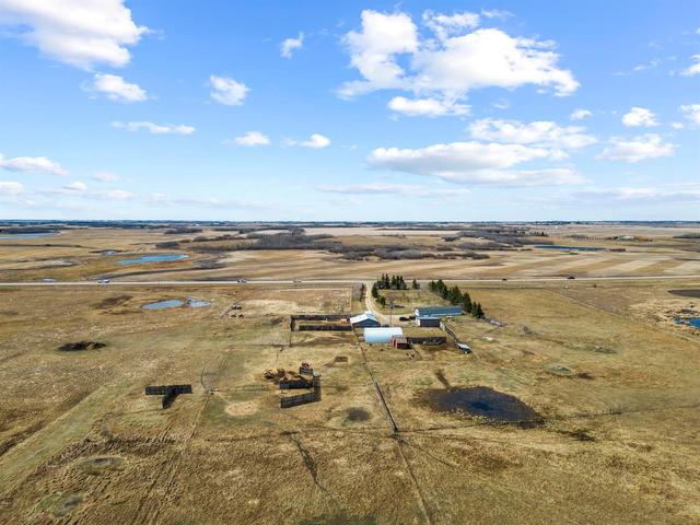48057 Highway 21, House detached with 3 bedrooms, 2 bathrooms and null parking in Camrose County AB | Image 8