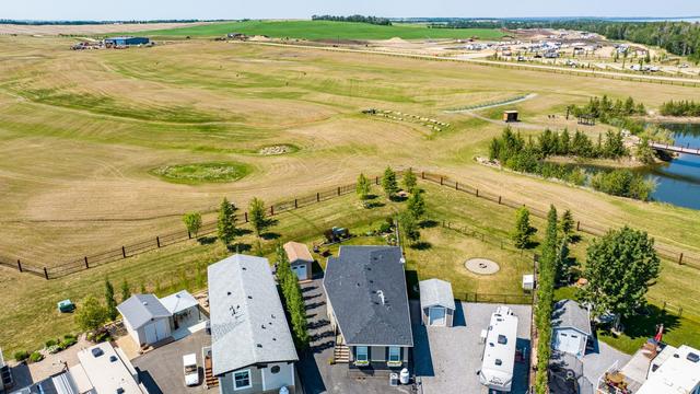 11 - 41019 Range Road 11, House detached with 2 bedrooms, 2 bathrooms and 3 parking in Lacombe County AB | Image 8
