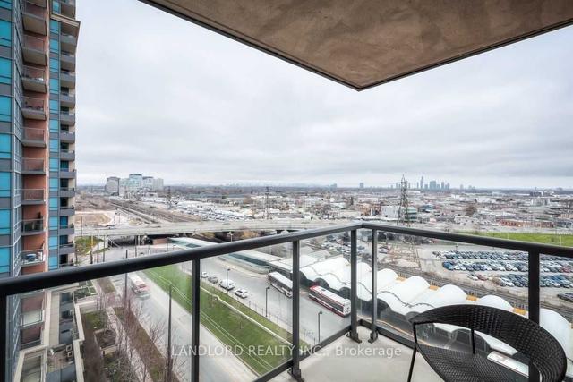 1033 - 35 Viking Lane, Condo with 2 bedrooms, 2 bathrooms and 1 parking in Toronto ON | Image 10