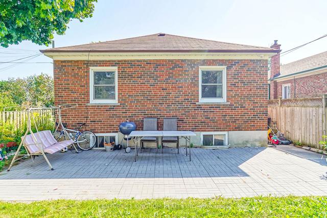 50 Mackinac Cres, House detached with 3 bedrooms, 4 bathrooms and 3 parking in Toronto ON | Image 38