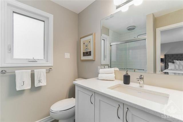 102 Livorno Court, Townhouse with 3 bedrooms, 3 bathrooms and 3 parking in Ottawa ON | Image 15