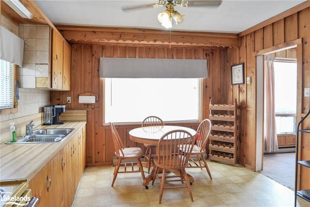 14177 Highway 12, House detached with 2 bedrooms, 1 bathrooms and null parking in Tay ON | Image 3