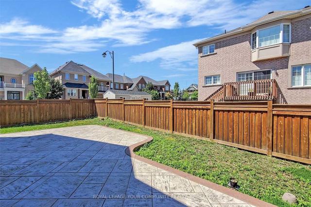 80 Serano Cres, House detached with 4 bedrooms, 4 bathrooms and 6 parking in Richmond Hill ON | Image 32