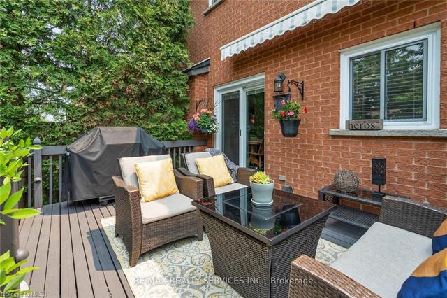 3859 Densbury Drive, House semidetached with 3 bedrooms, 3 bathrooms and null parking in Mississauga ON | Image 17