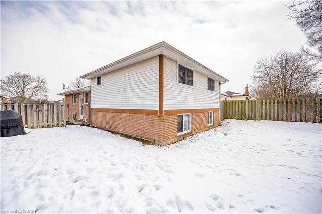 224 Johanna Drive, House detached with 3 bedrooms, 2 bathrooms and null parking in Cambridge ON | Image 38