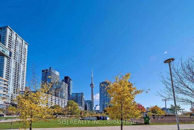 4503 - 21 Iceboat Terr, Condo with 1 bedrooms, 1 bathrooms and 1 parking in Toronto ON | Image 27