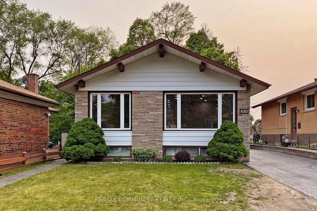 830 Scarborough Golfclub Rd N, House detached with 3 bedrooms, 2 bathrooms and 4 parking in Toronto ON | Image 1