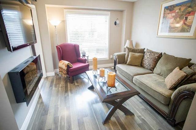 220 Blackburn Dr, Condo with 3 bedrooms, 2 bathrooms and 2 parking in Brantford ON | Image 27