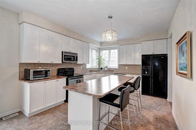 39 Henwood Dr, House detached with 4 bedrooms, 3 bathrooms and 4 parking in Cambridge ON | Image 6