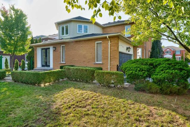 80 Morrison Creek Cres, House detached with 4 bedrooms, 3 bathrooms and 4 parking in Oakville ON | Image 32