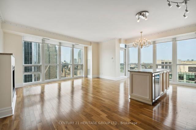 4203 - 16 Harbour St, Condo with 3 bedrooms, 2 bathrooms and 1 parking in Toronto ON | Image 36