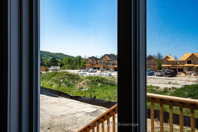 140 Black Willow Cres, House semidetached with 3 bedrooms, 3 bathrooms and 3 parking in The Blue Mountains ON | Image 11