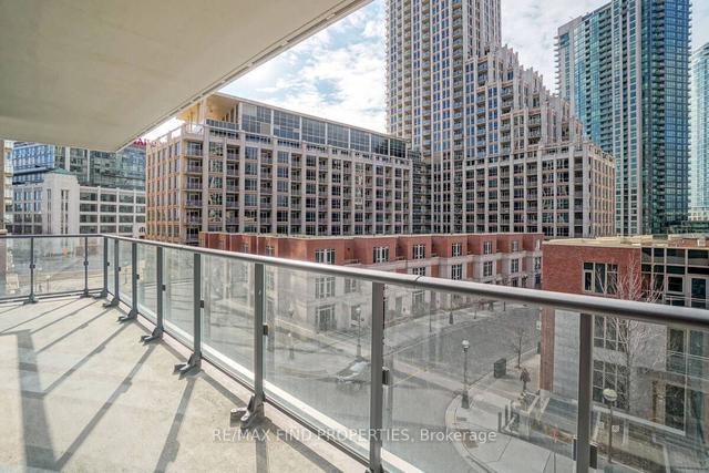 521 - 38 Iannuzzi St, Condo with 2 bedrooms, 2 bathrooms and 1 parking in Toronto ON | Image 17