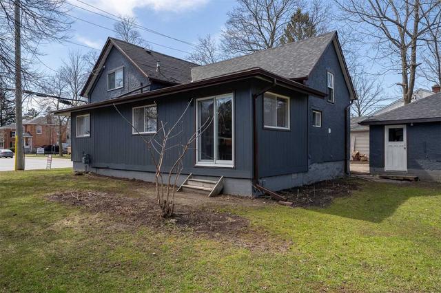 24 Johnson St, House detached with 3 bedrooms, 2 bathrooms and 8 parking in Prince Edward County ON | Image 29