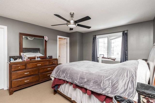 14 Clough Cres, House attached with 3 bedrooms, 4 bathrooms and 3 parking in Guelph ON | Image 15