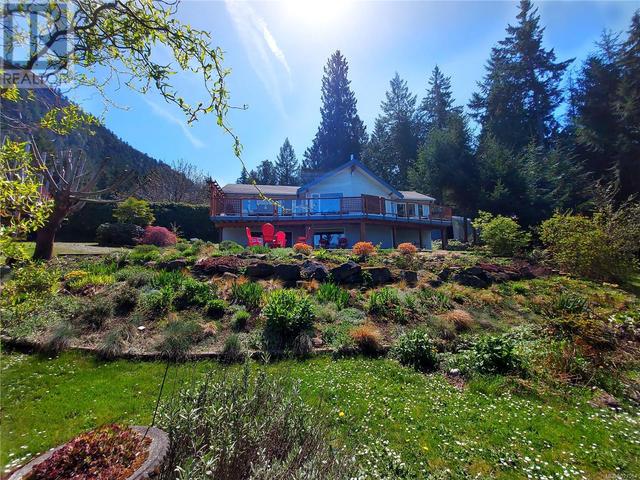 175 Mt. Erskine Dr, House detached with 3 bedrooms, 3 bathrooms and 2 parking in Saltspring Island BC | Image 1