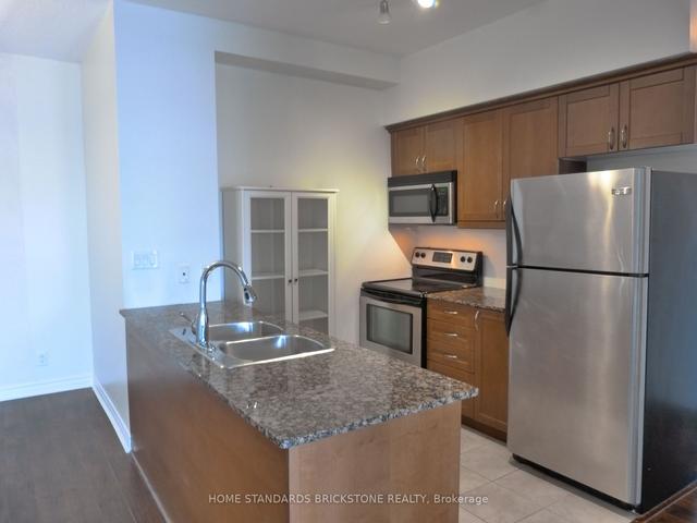 405 - 11 Christie St, Condo with 2 bedrooms, 1 bathrooms and 1 parking in Toronto ON | Image 1