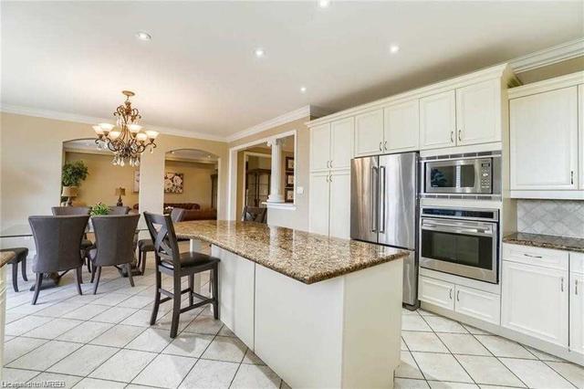 41 Nova Scotia Rd, House detached with 4 bedrooms, 5 bathrooms and 8 parking in Brampton ON | Image 6