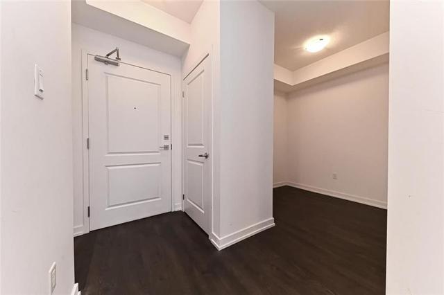 125 Shoreview Place, Condo with 1 bedrooms, 1 bathrooms and 1 parking in Hamilton ON | Image 3