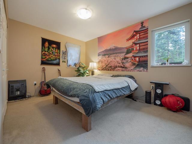 2089 Port Mellon Highway, House detached with 2 bedrooms, 1 bathrooms and 6 parking in Sunshine Coast F BC | Image 3