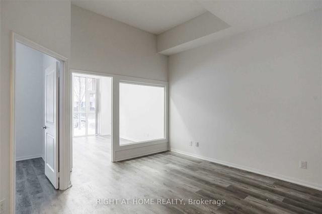 134 - 38 Grand Magazine St, Condo with 2 bedrooms, 1 bathrooms and 1 parking in Toronto ON | Image 2