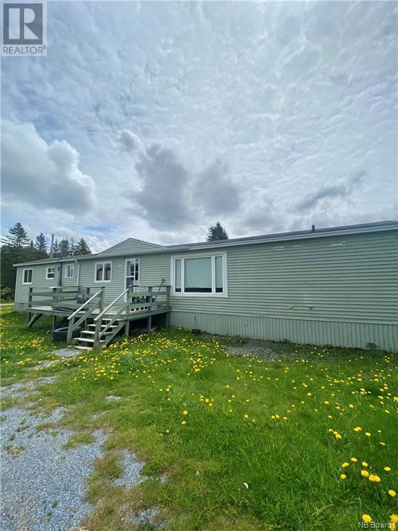 1458 Grandview Avenue, House detached with 3 bedrooms, 1 bathrooms and null parking in Saint John NB | Image 2