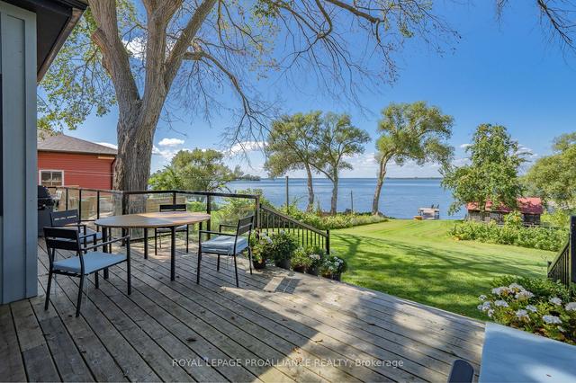 5 Solmes St, House detached with 2 bedrooms, 3 bathrooms and 3 parking in Prince Edward County ON | Image 37