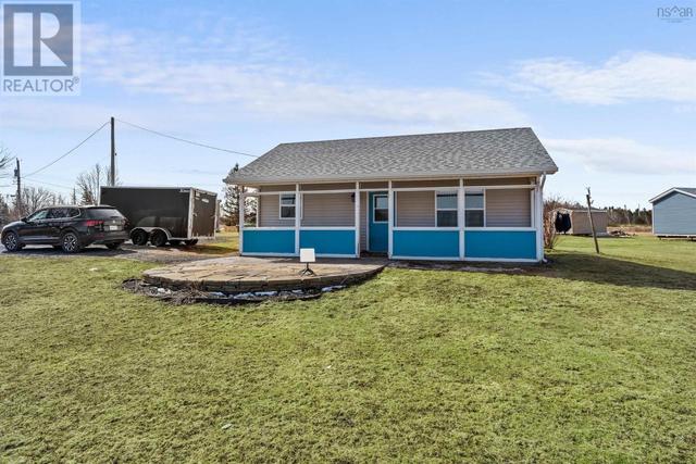 27 Island View Crescent, House detached with 2 bedrooms, 1 bathrooms and null parking in Pictou, Subd. A NS | Image 2