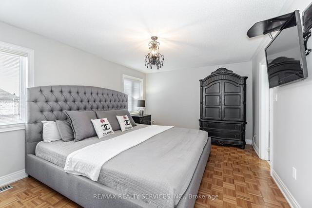 45 Darren Rd, House detached with 4 bedrooms, 3 bathrooms and 6 parking in Brampton ON | Image 14