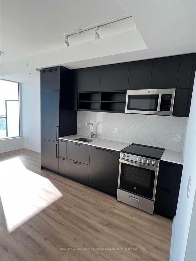 2012 - 135 East Liberty St, Condo with 1 bedrooms, 1 bathrooms and 0 parking in Toronto ON | Image 2