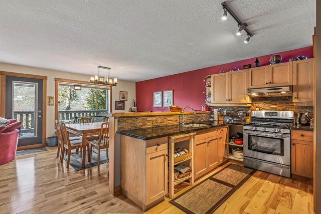 3f - 8 Otter Lane, Condo with 2 bedrooms, 2 bathrooms and 1 parking in Banff AB | Image 14