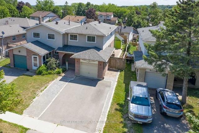 96 Kozlov St W, House semidetached with 4 bedrooms, 3 bathrooms and 5 parking in Barrie ON | Image 11