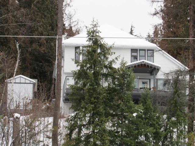 2198 Crestview Crescent, House detached with 5 bedrooms, 4 bathrooms and 3 parking in Castlegar BC | Image 32