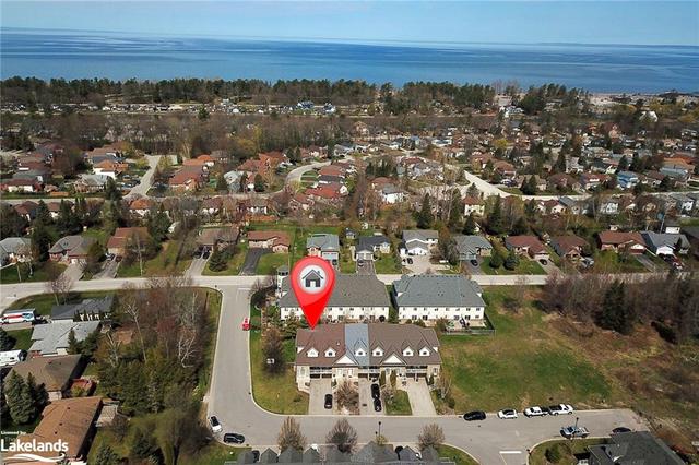 45 Admiral Drive, House attached with 2 bedrooms, 2 bathrooms and 3 parking in Wasaga Beach ON | Image 42