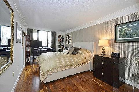 103 - 360 Bloor St E, Condo with 2 bedrooms, 3 bathrooms and 1 parking in Toronto ON | Image 16