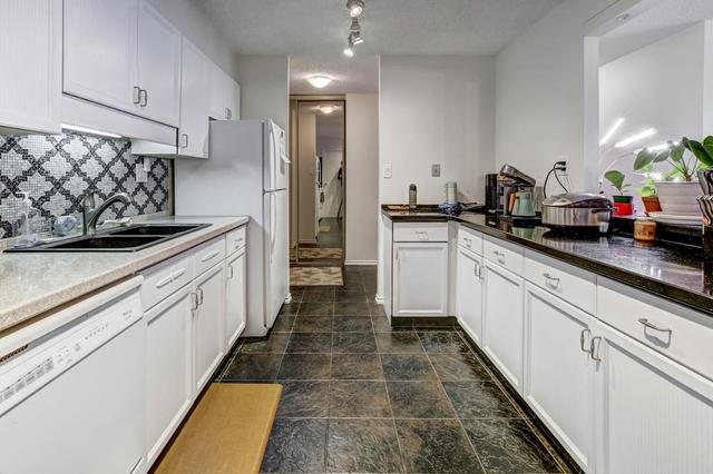 4e - 133 25 Avenue Sw, Condo with 2 bedrooms, 2 bathrooms and 1 parking in Calgary AB | Image 6
