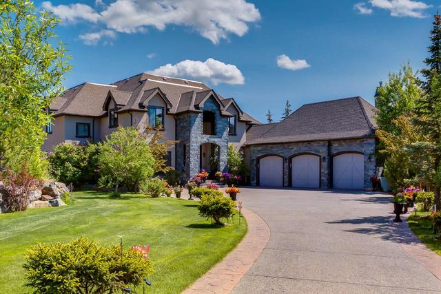 172 Elbow Ridge Bluffs, House detached with 5 bedrooms, 5 bathrooms and 8 parking in Rocky View County AB | Image 1