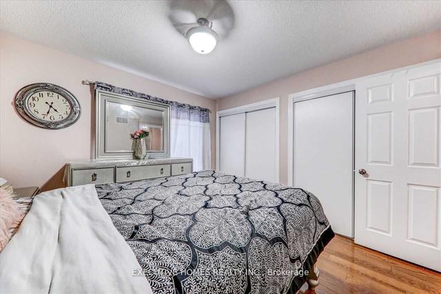 43 Kawneer Terr, House attached with 4 bedrooms, 4 bathrooms and 3 parking in Toronto ON | Image 15