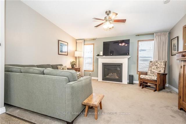 28 Elm St, Condo with 2 bedrooms, 2 bathrooms and 2 parking in Puslinch ON | Image 15