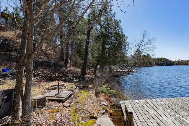 1033 East Walker Lake Dr, House detached with 3 bedrooms, 2 bathrooms and 6 parking in Lake of Bays ON | Image 17