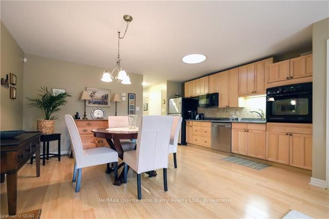 19 Division St N, House attached with 2 bedrooms, 3 bathrooms and 3 parking in Brighton ON | Image 3