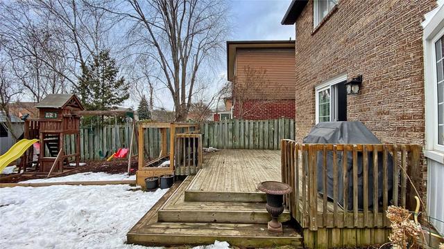 1114 Cedarcroft Cres, House detached with 3 bedrooms, 2 bathrooms and 5 parking in Pickering ON | Image 29