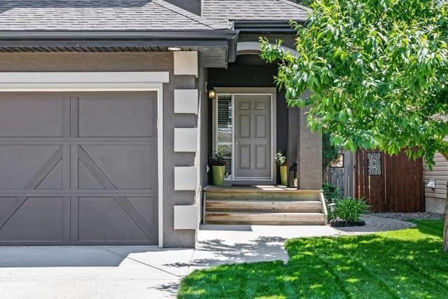 235 Cranarch Landing Se, House detached with 3 bedrooms, 2 bathrooms and 4 parking in Calgary AB | Image 2