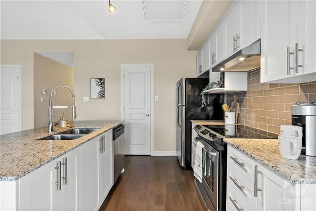 h - 21 Tadley Private, Condo with 2 bedrooms, 2 bathrooms and 1 parking in Ottawa ON | Image 10