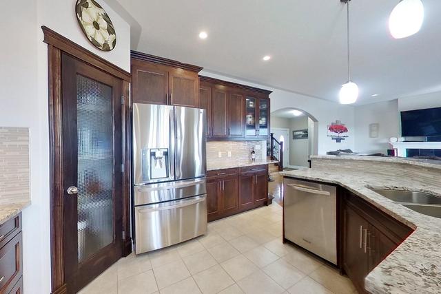 131 Killdeer Way, House detached with 4 bedrooms, 3 bathrooms and 4 parking in Wood Buffalo AB | Image 3