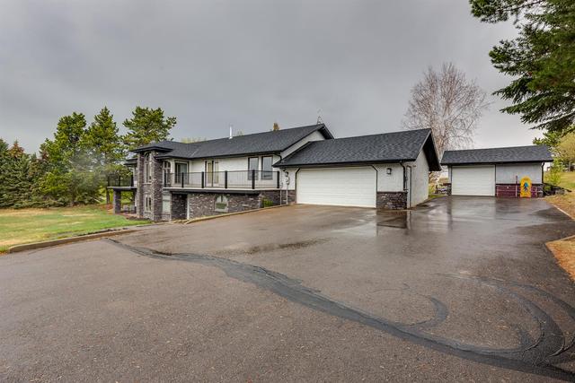 9 - 27121 Township Road 402, House detached with 5 bedrooms, 3 bathrooms and null parking in Lacombe County AB | Image 2