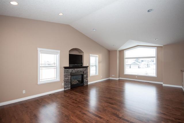 7720 Saxony Road, House detached with 5 bedrooms, 3 bathrooms and 3 parking in Grande Prairie County No. 1 AB | Image 8
