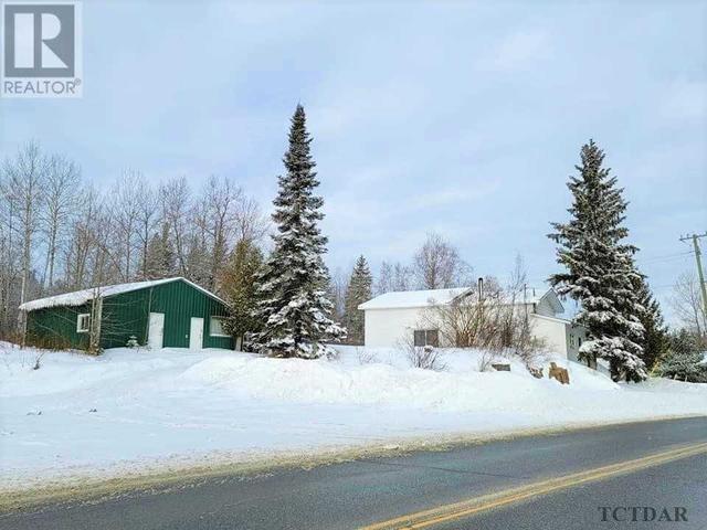 270 Hayes St, House detached with 2 bedrooms, 1 bathrooms and 8 parking in Kirkland Lake ON | Image 1